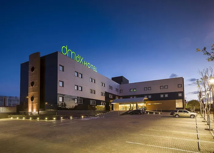 Dmax Hotel